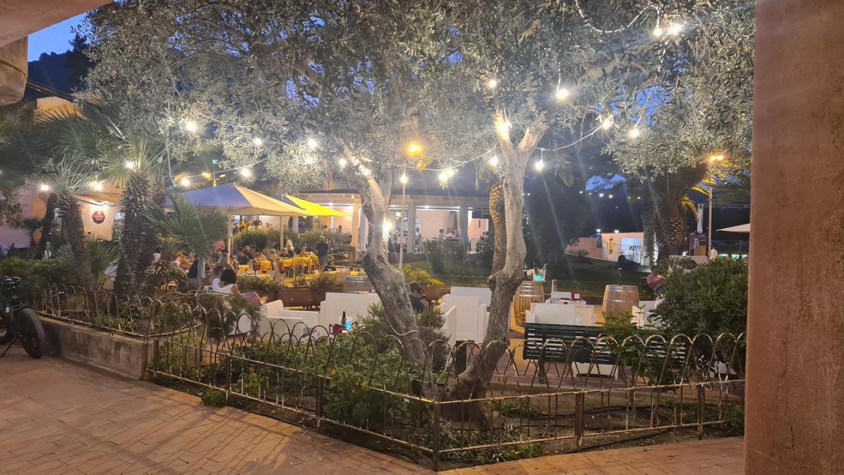 דירות קוסטה ריי Le Residenze Di Piazza Italia מראה חיצוני תמונה
